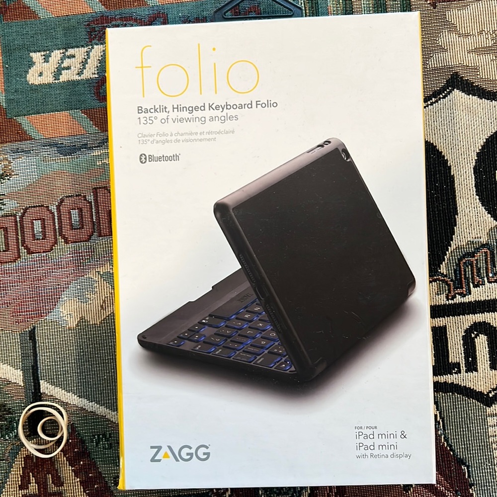 Folio backlit, hinged keyboard, for iPad mini. Used only a few times.